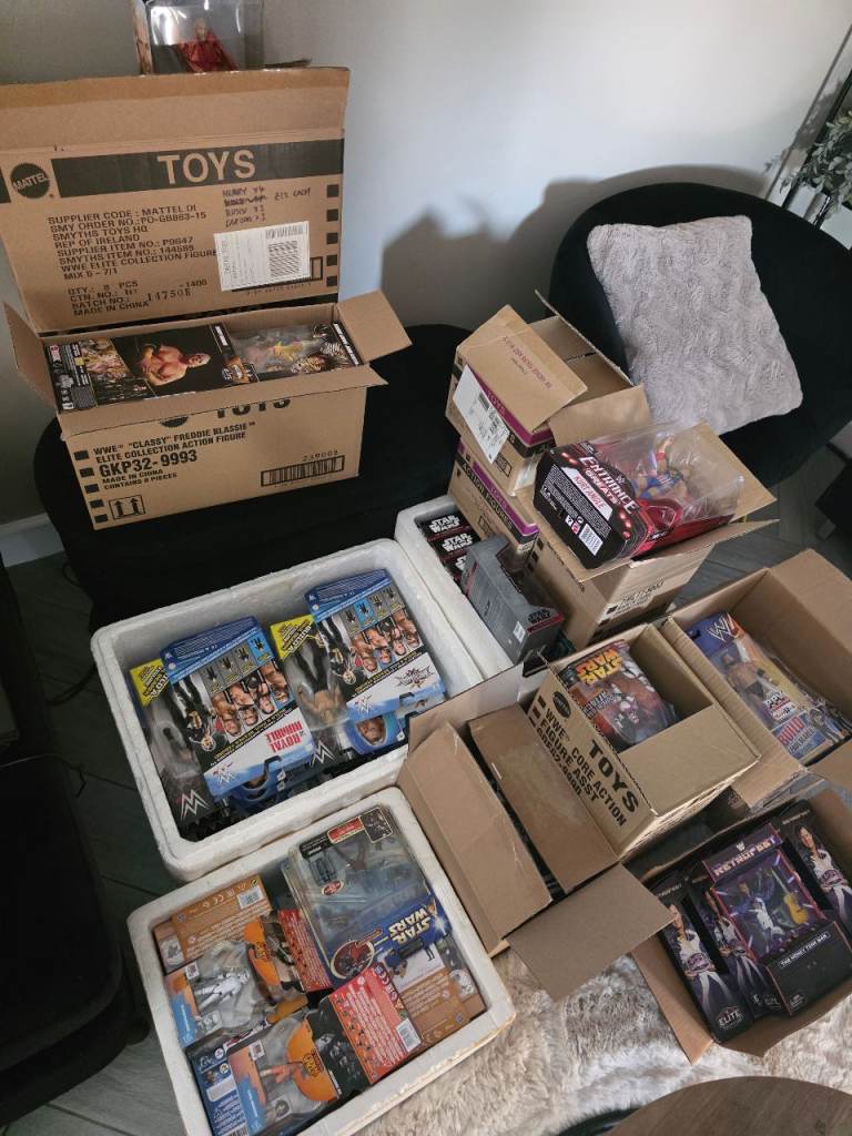Figure bundle 