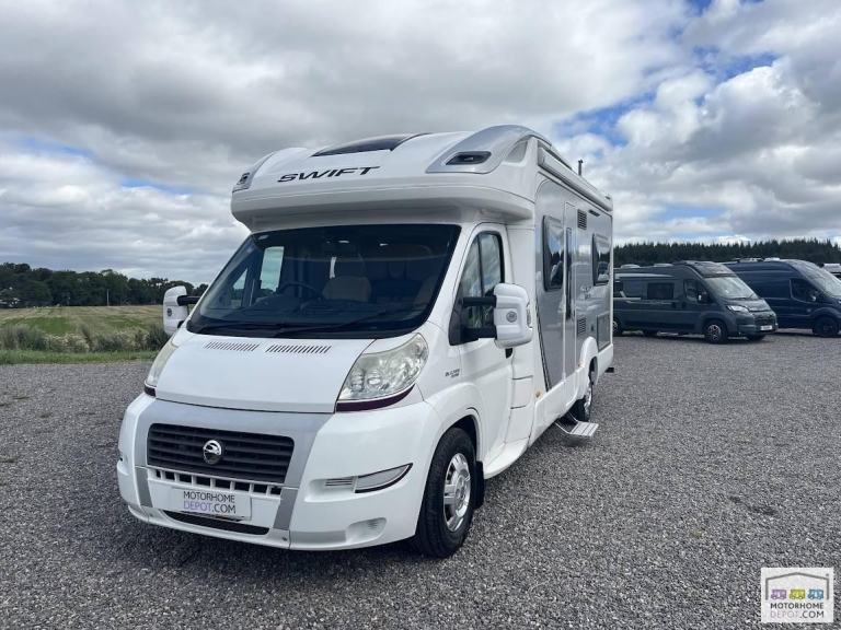 Swift Voyager 680 FB