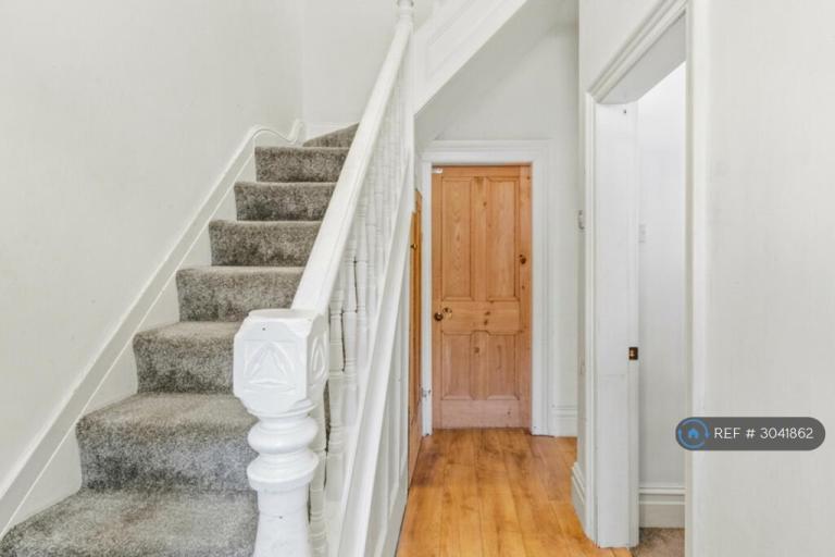 4 bedroom house in Rossett Avenue, Liverpool, L17 (4 bed) (#3041862)