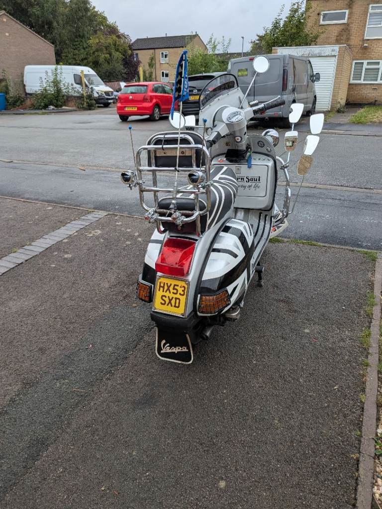 Piaggio, VESPA, 2003, 124 (cc)