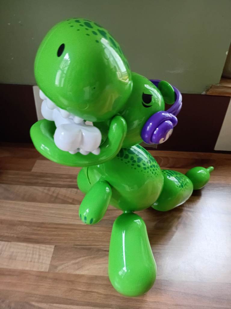 Squeakee Balloon interactive Dinosaur Toy