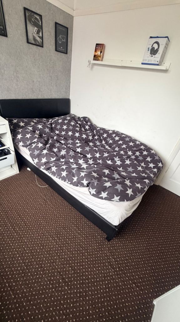 Small double bed with memory foam mattress 
