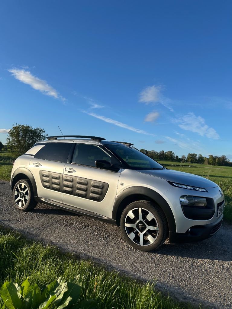 Citroen, C4 CACTUS, Hatchback, 2017, Manual, 1199 (cc), 5 doors