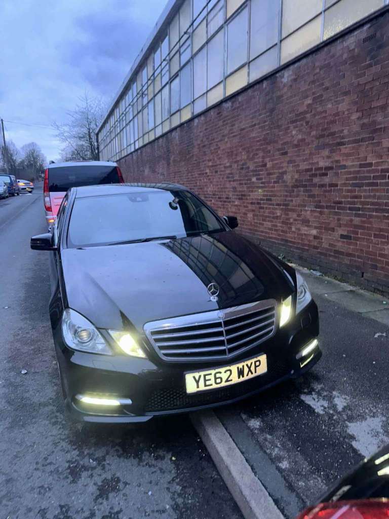 Mercedes-Benz, E CLASS, Saloon, 2013, Semi-Auto, 2143 (cc), 4 doors