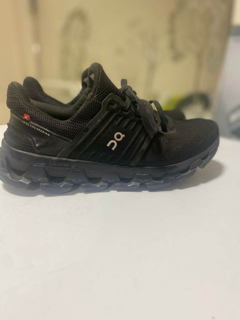 image for ON trainers