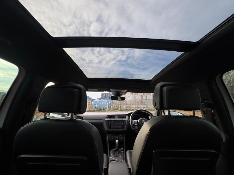 2019 Volkswagen Tiguan 1.5 TSI EVO R-Line DSG Euro 6 (s/s) 5dr ESTATE Petrol Automatic