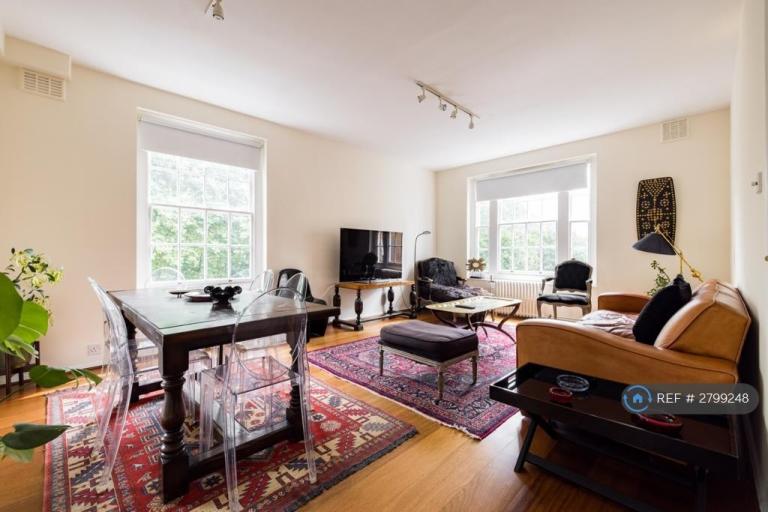 2 bedroom flat in Nevern Square, London, SW5 (2 bed) (#2799248)