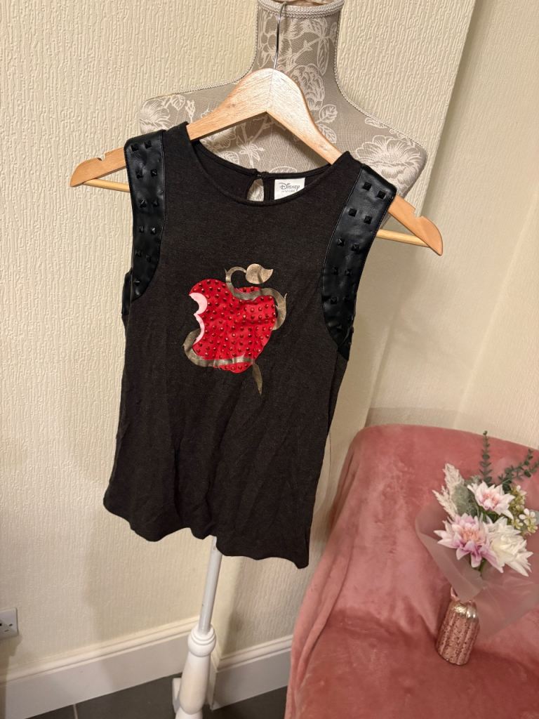 girls Disney descendants detailed top size 9-10 years 