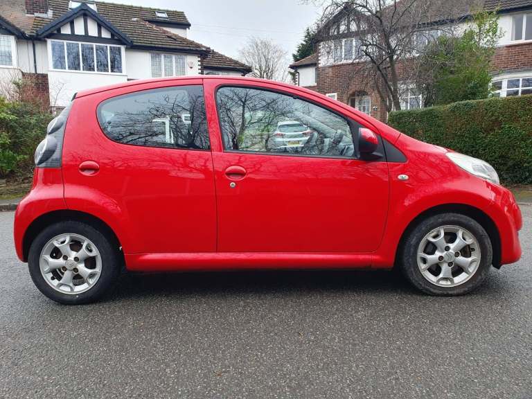 2011 - MOT: 27/03/27. 1 Prev Owner - Low Miles - Citroën C1 VTR+ (High spec model) 1.0 Pet Man 5 dr