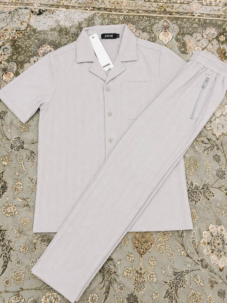 ZAYNE Men's Light Grey Short Sleeve Shirt & Trousers Set - New with Tags
