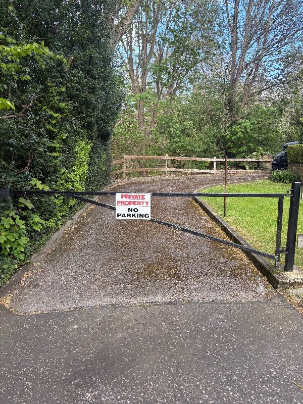 Car parking space for rent in N6-small/med size car