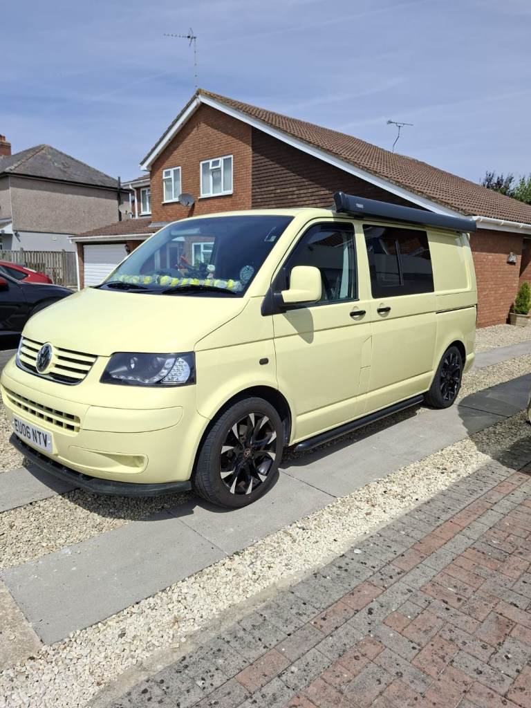 SERIOUS OFFERS CONSIDERED NEED TO SELL VW T5 2006 campervan/day van. 