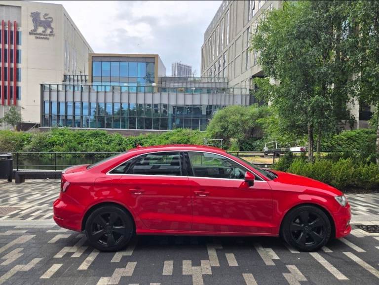 Audi, A3, Saloon, 2014, Manual, 1598 (cc), 4 doors