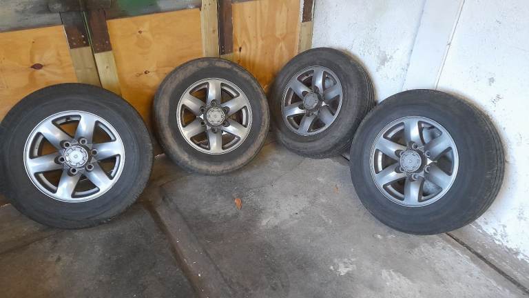 Ford Ranger 2006 Alloy wheels
