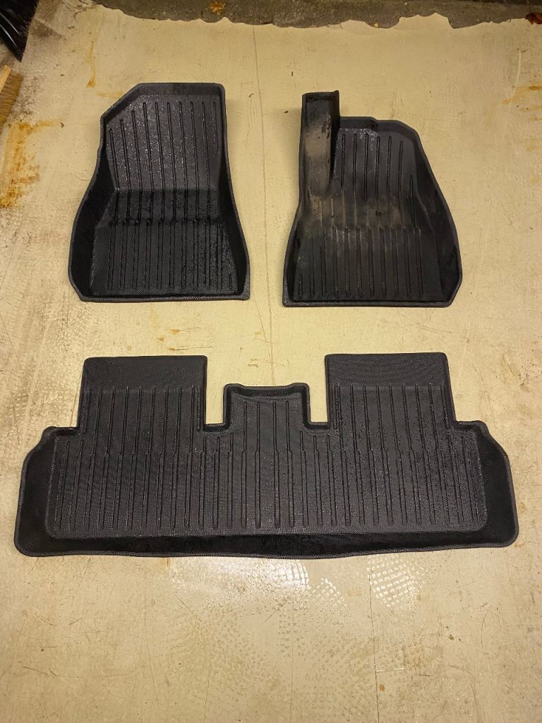 All-weather car mats for Tesla Model 3