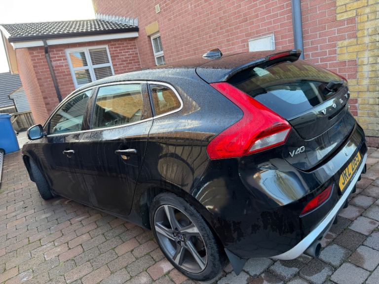 Volvo, V40, Hatchback, 2015, Manual, 1560 (cc), 5 doors