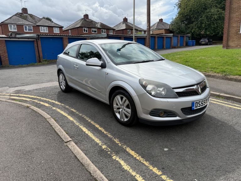 Vauxhall, ASTRA, Hatchback, 2010, Manual, 1598 (cc), 3 doors