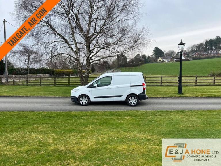 2018 Ford Transit Courier 1.5 TDCi 95ps Trend Van PANEL VAN DIESEL Manual