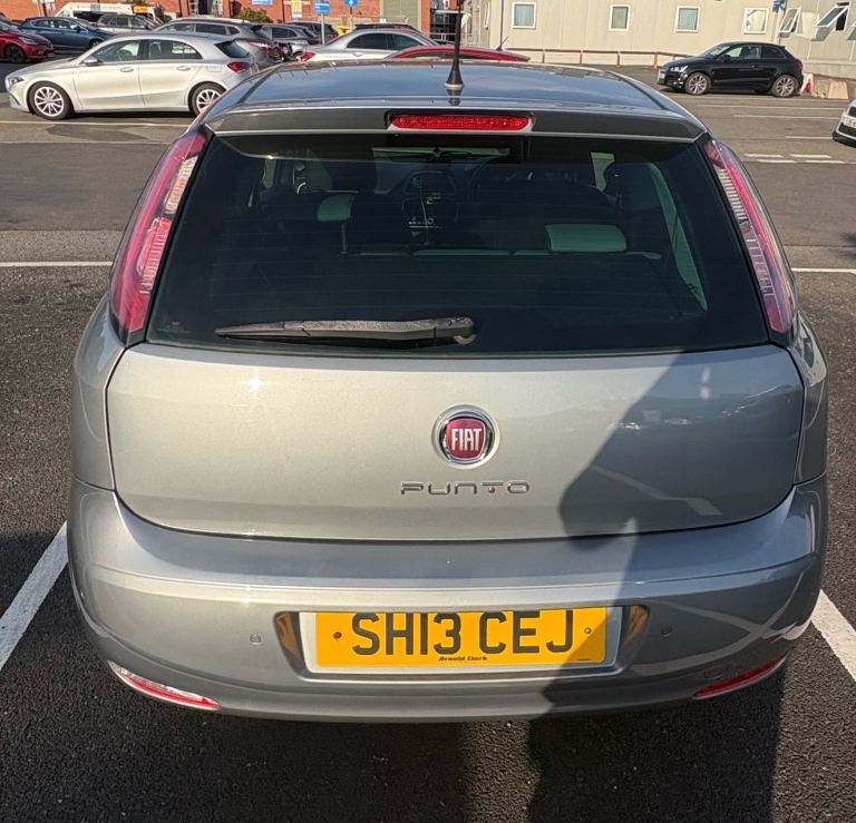 Fiat, PUNTO, Hatchback, 2013, Manual, 1368 (cc), 3 doors