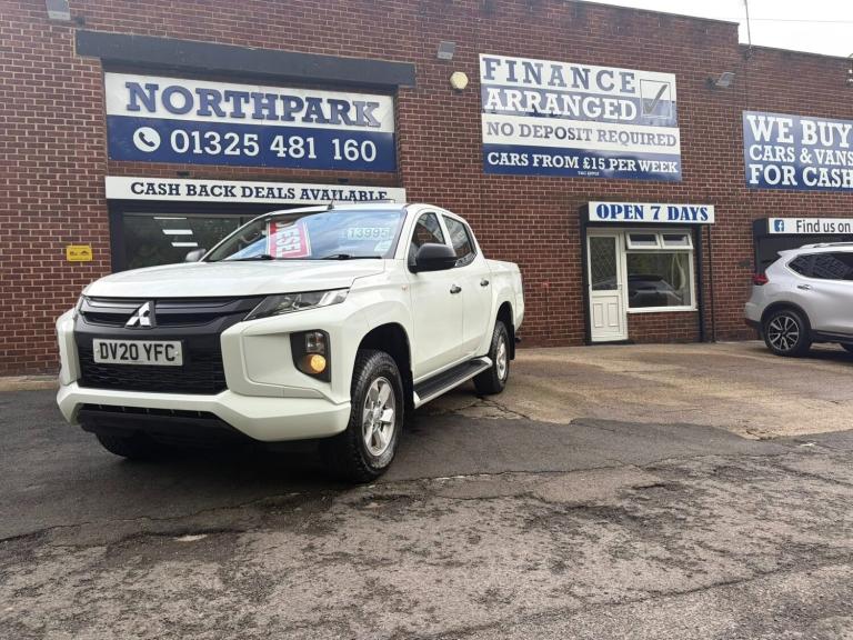 2020 Mitsubishi L200 Double Cab DI-D 150 4Life 4WD PICK UP Diesel Manual