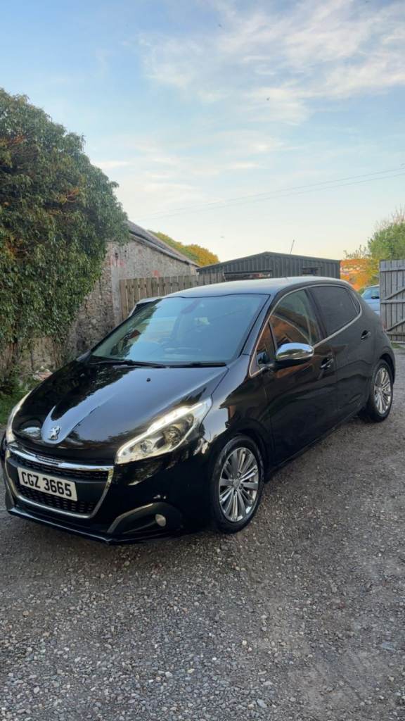 2016 Peugeot 208 Allure