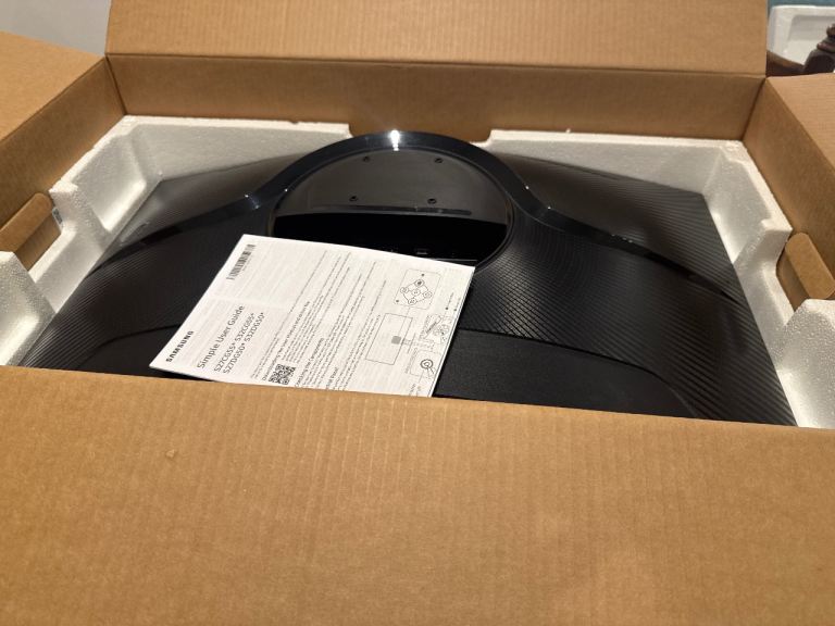 Samsung Odyssey G5 32 Inch Curved Monitor