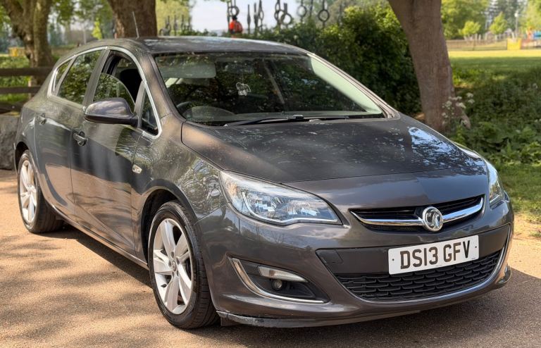 Vauxhall, ASTRA, Hatchback, 2013, Manual, 1598 (cc), 5 doors