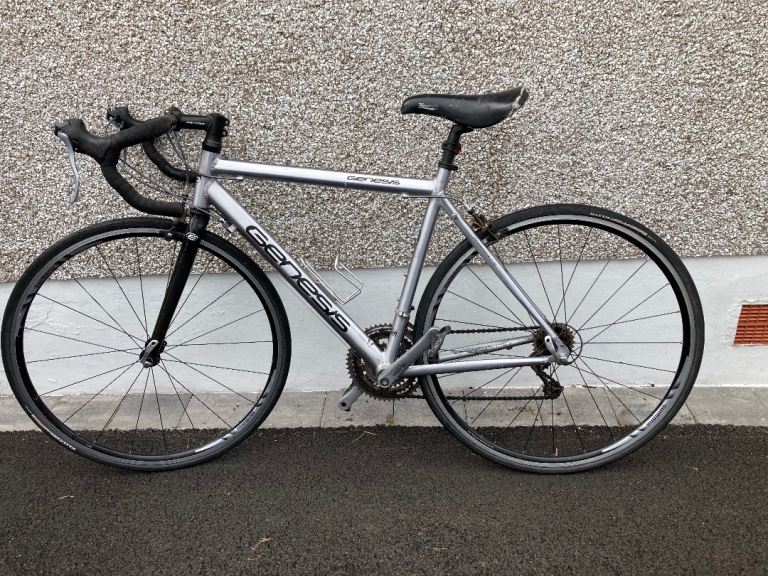 Genesis lightweight road bike