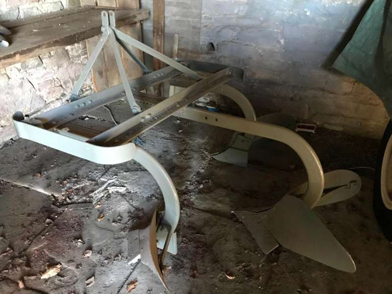 Berry Ridgers (Tractor Implement)