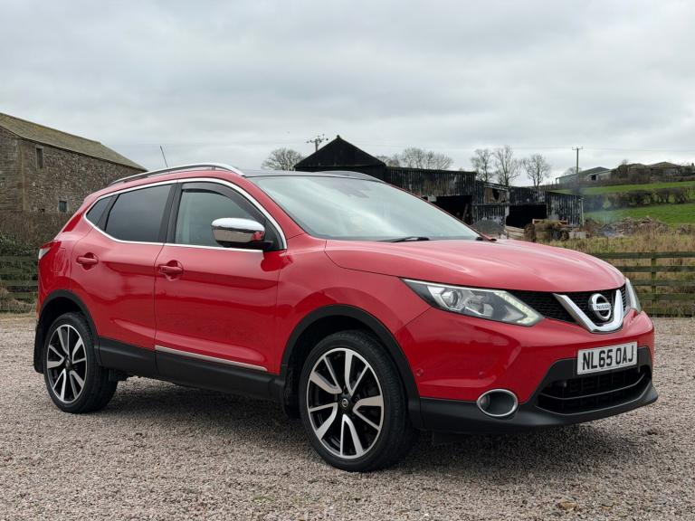 2015 Nissan Qashqai 1.5 dCi Tekna 5dr HATCHBACK Diesel Manual