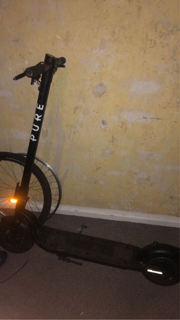 PURE E- scooter