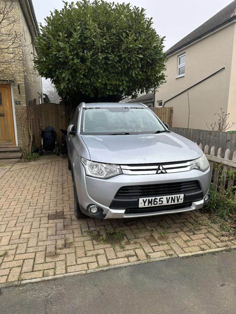 Mitsubishi, OUTLANDER, Estate, 2016, Manual, 2268 (cc), 5 doors
