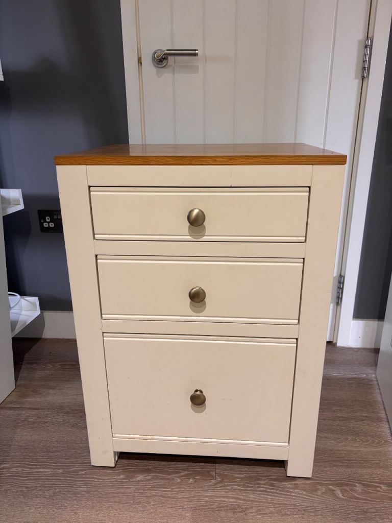 Cotswold Furniture 3 drawer filing cabinet / chest.