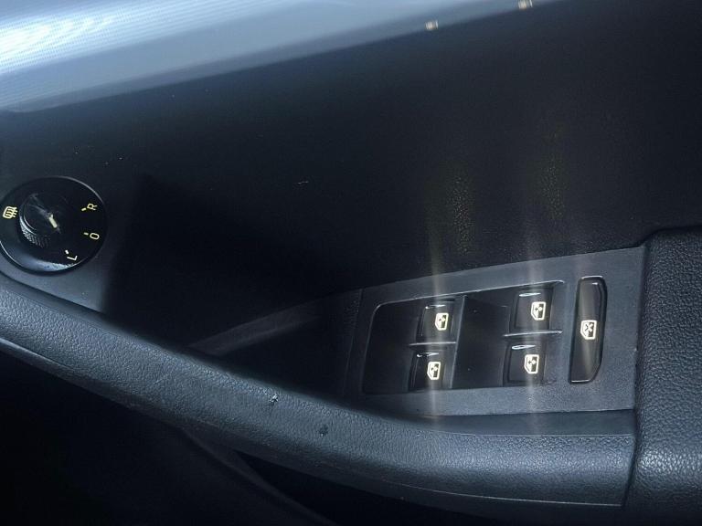 2013 Skoda Octavia 1.6 TDI SE Euro 5 (s/s) 5dr ESTATE Diesel Manual