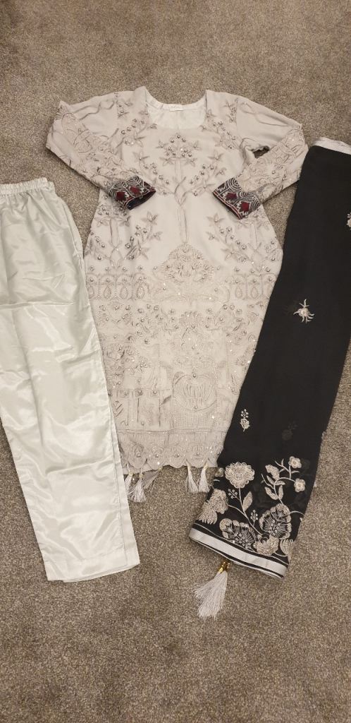 New Size Small Asian Indian Party Dress Three Piece Suit Eid 