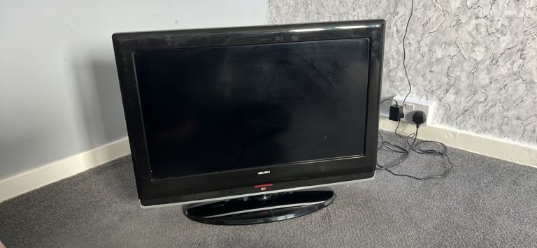 Bush 26 inch tv - not smart tv