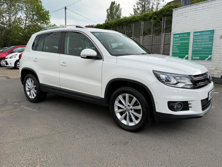 2013 Volkswagen Tiguan 2.0 TDI BlueMotion Tech SE DSG 4WD Euro 5 (s/s) 5dr ESTATE Diesel Automatic