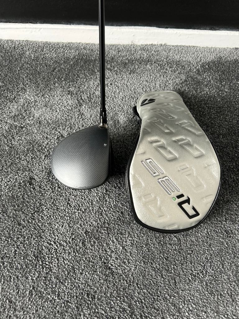 TaylorMade QI35 Driver 9.0 Degree - Fujikura Ventus Blue Shaft, Good Condition