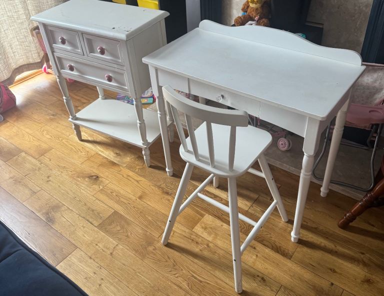 White Wooden Dressing Table, Chair, and Chest of Drawers Set