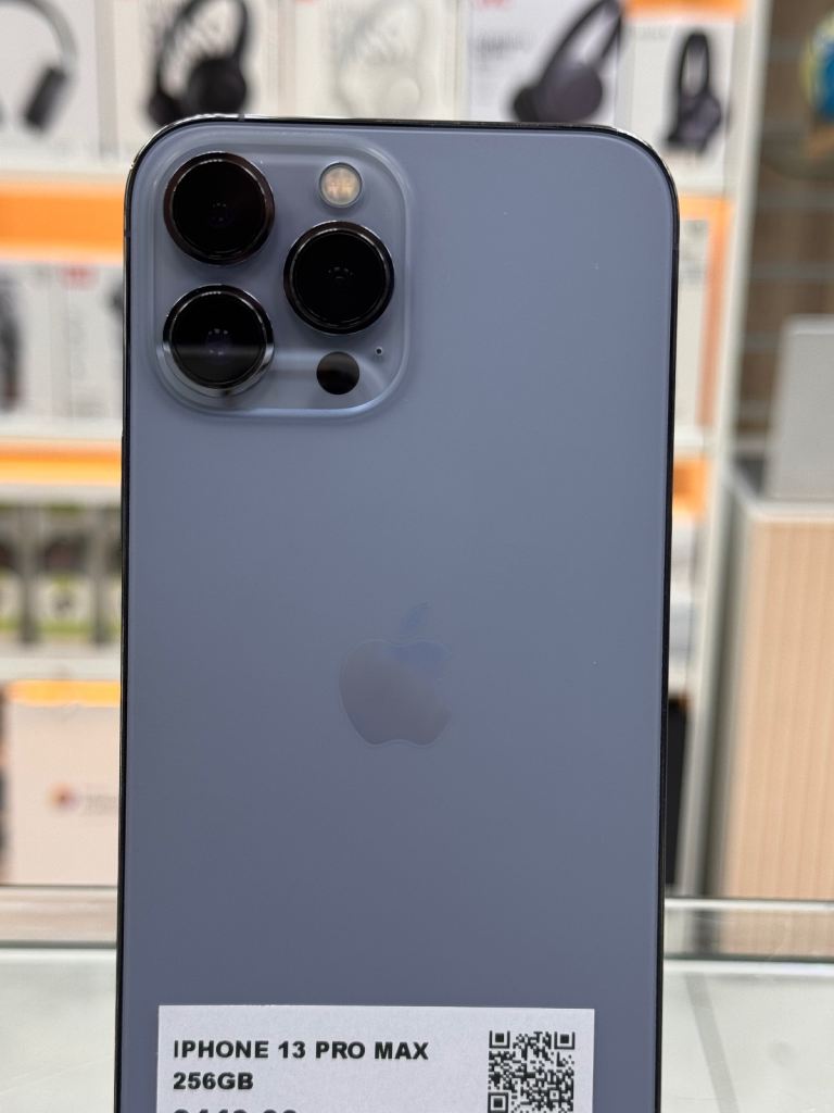 iPhone 13 Pro Max 256GB Excellent Condition 