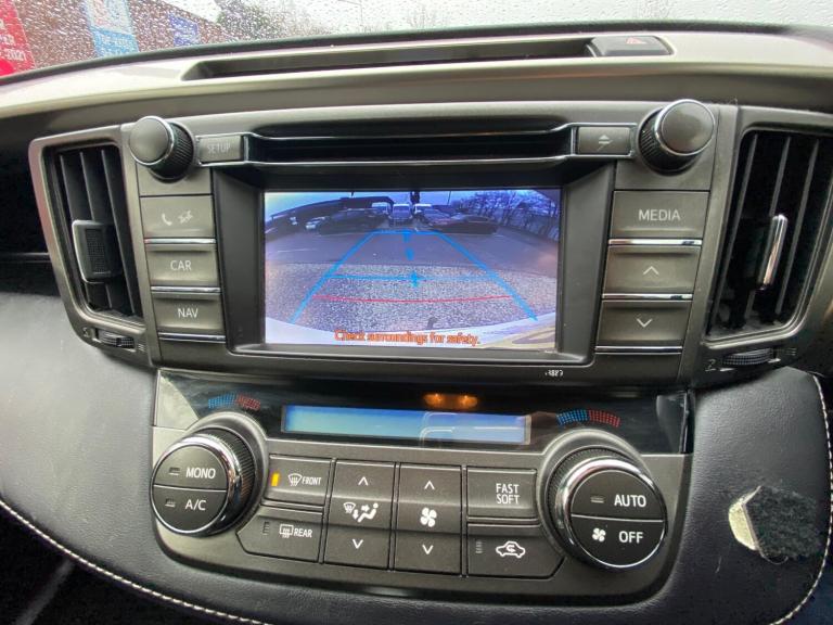 2013 Toyota RAV4 2.2 D-4D Invincible 4WD Euro 5 5dr ESTATE Diesel Manual