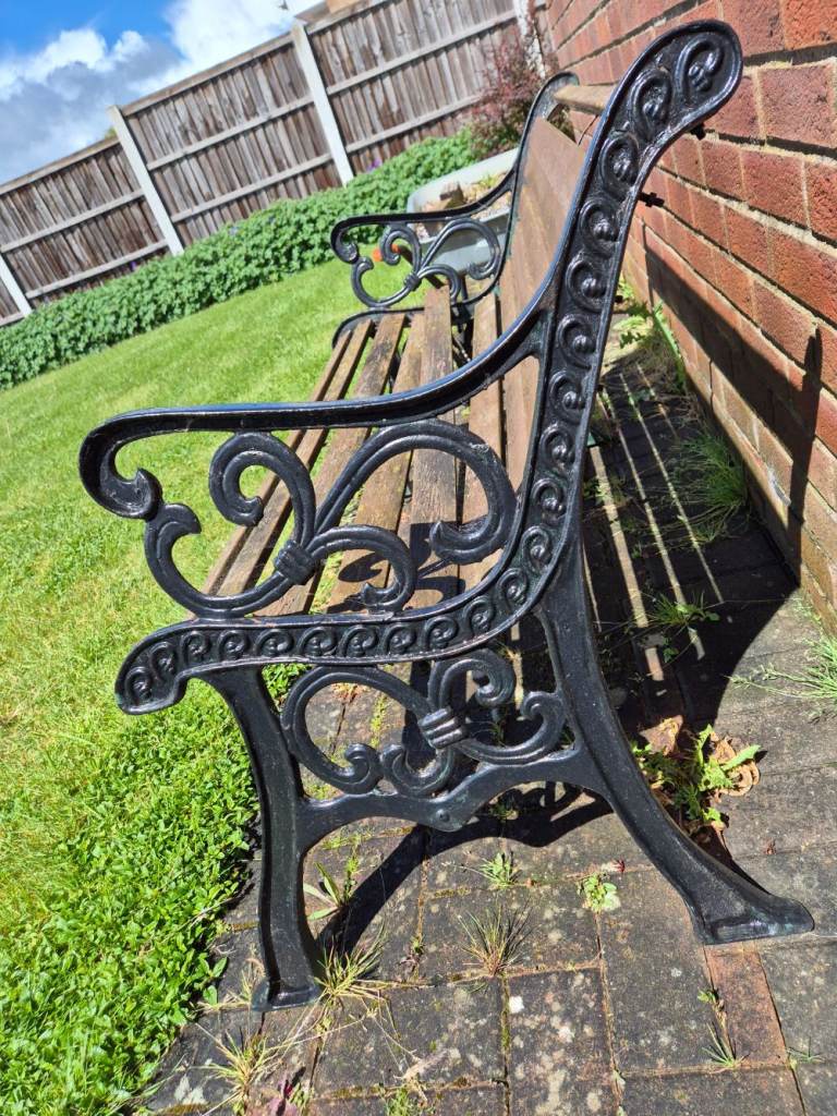 Vintage rare cast iron garden bench ends Flur De Lis Style, heavy, for restoration project