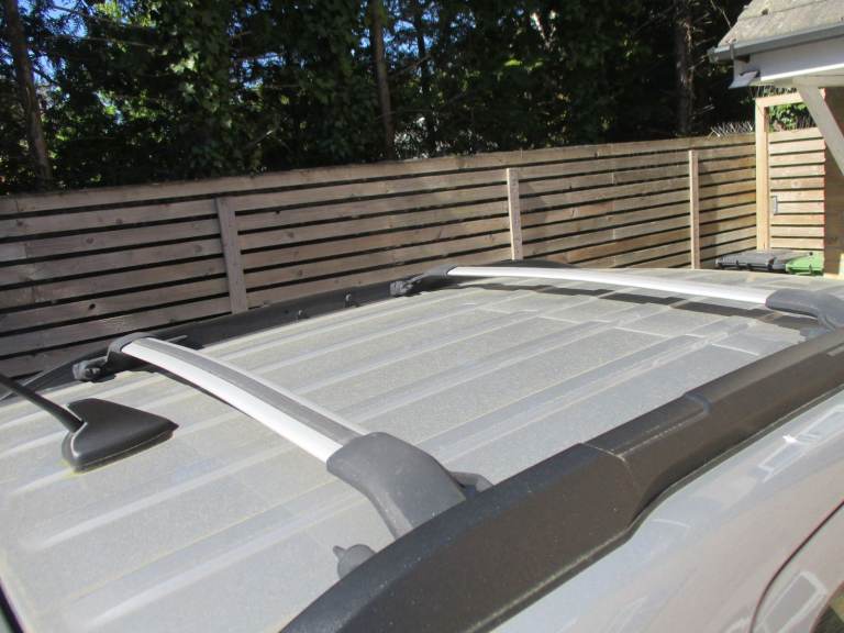 Ecosport roof cross bars