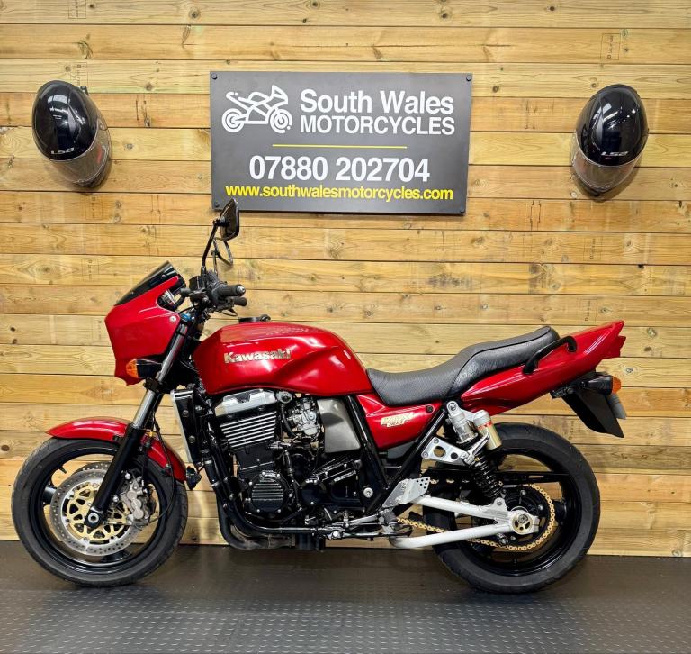 Kawasaki ZRX-1100 / Y registration 2001 / just 18.6k miles 