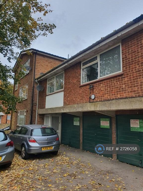 2 bedroom flat in Linden Court, Luton, LU2 (2 bed) (#2726058)