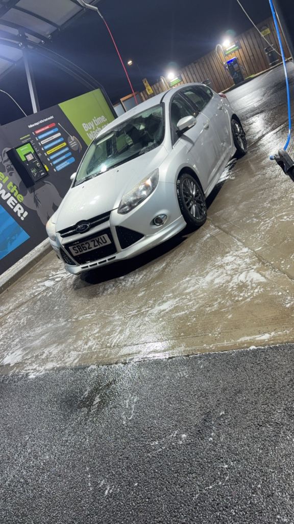 Ford, FOCUS, Hatchback, 2012, Manual, 1560 (cc), 5 doors