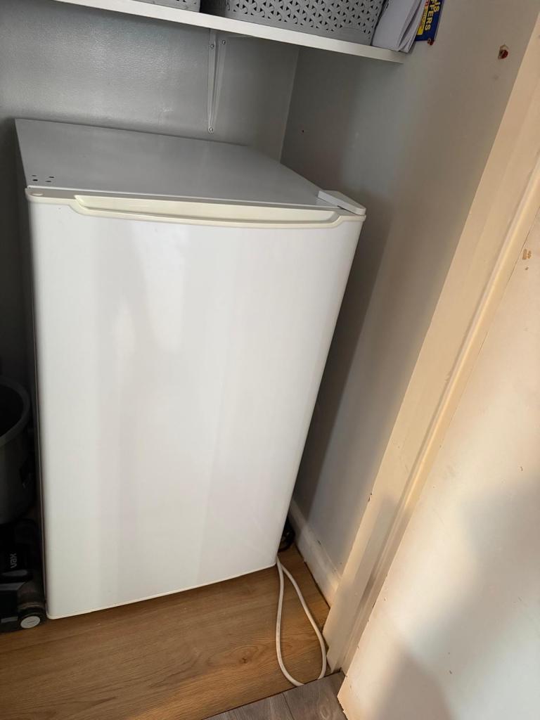 Under counter fridge