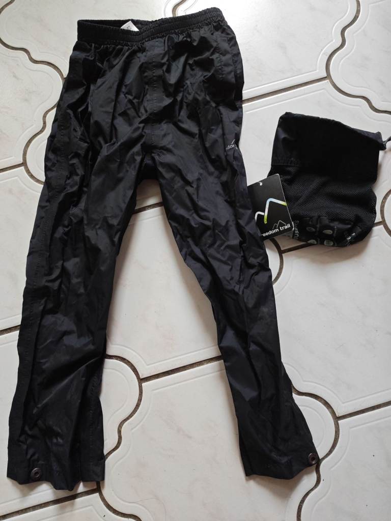 Childrens  size 5/6 waterproof trousers 