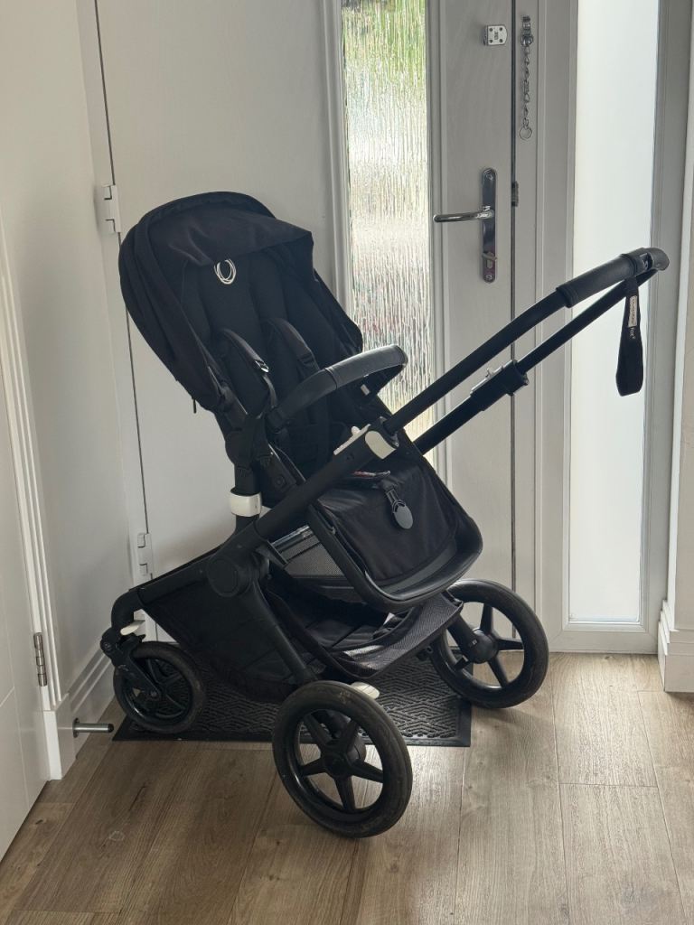 Bugaboo fox 2 - great condition 