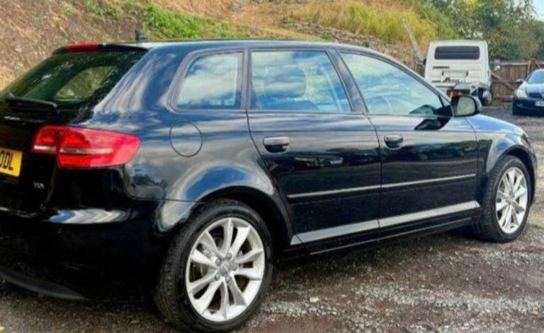 Audi, A3, Hatchback, 2012, Semi-Auto, 1968 (cc), 5 doors